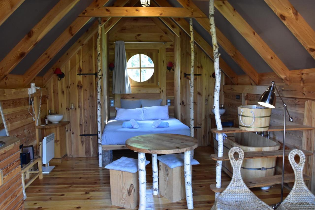 Cabane Lodge Domaine Du Lac Chambon Murol Luaran gambar